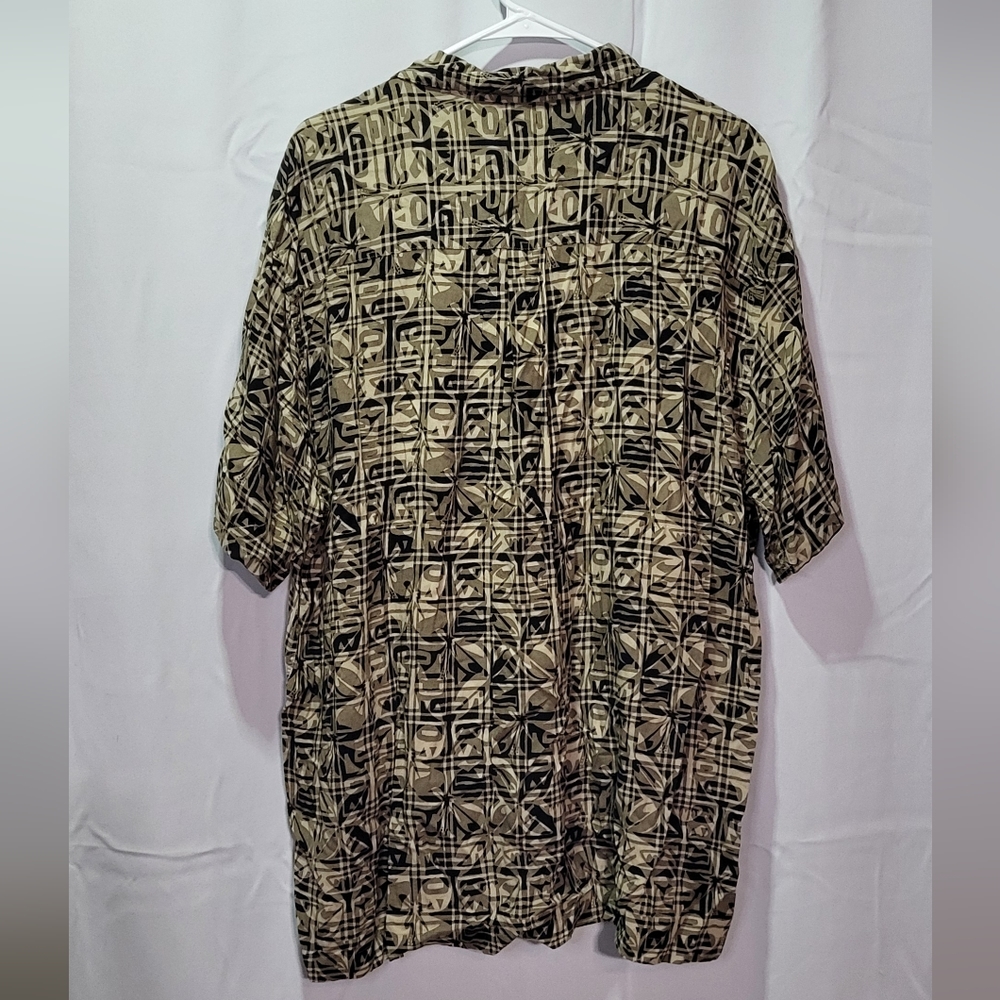 Ocean Pacific Men's Tan Floral Hawaiian Button Down Short Sleeve Shirt Size XL - Picture 5 of 6